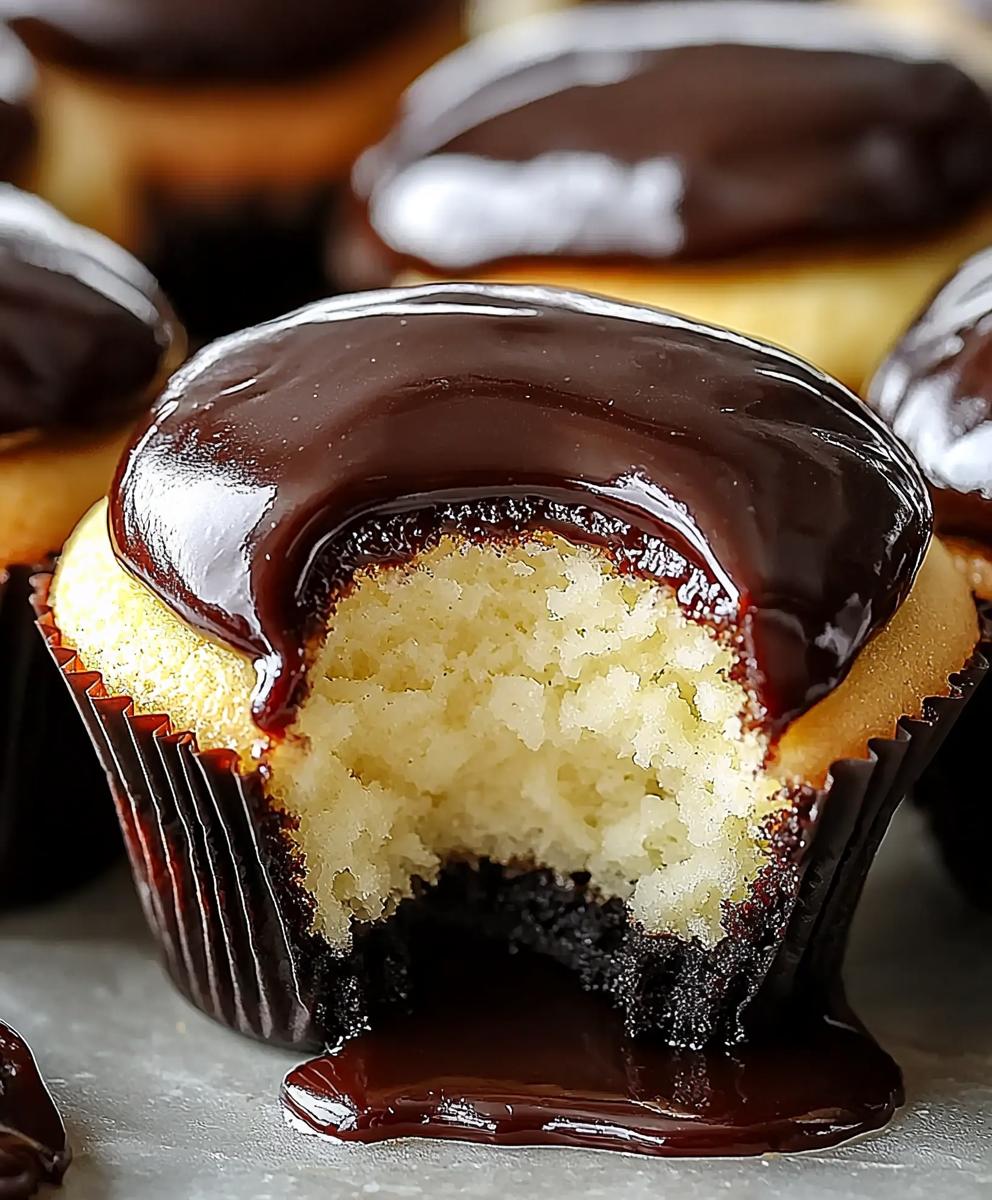 Boston Cream Pie Cupcakes